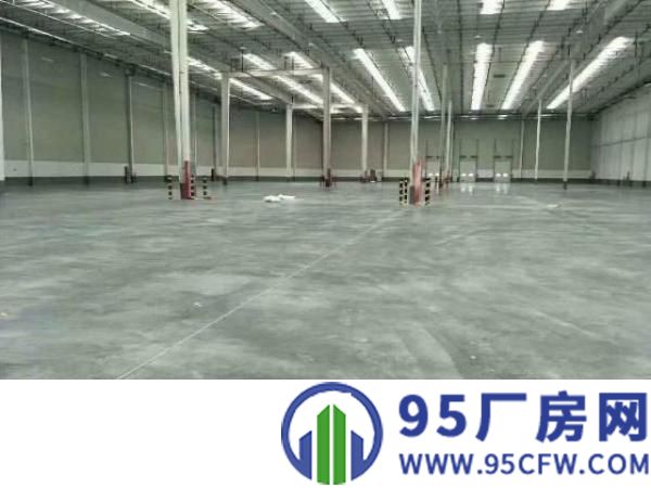镇隆高速出口新出原房东滴水12米钢构8000平无摊