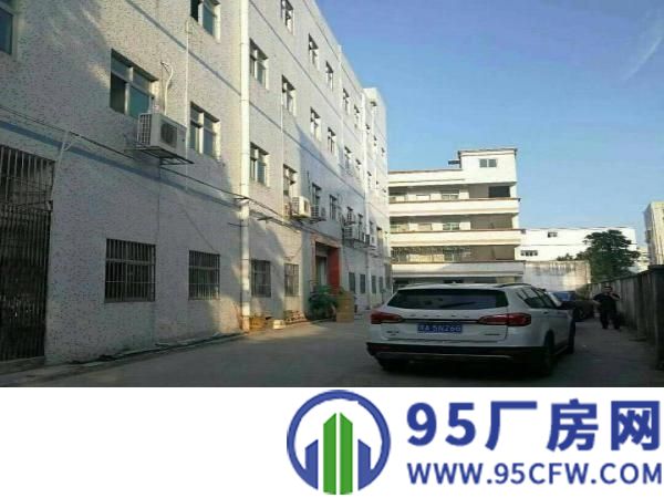 龙东新出独院厂房4600平方，原房东便宜租，
