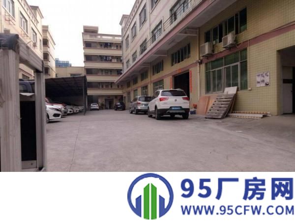 深圳龙岗区平湖新木老村独院一楼厂房招租面积800平
