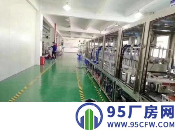 高速口附近大型园区楼上1250平方带喷淋可分租