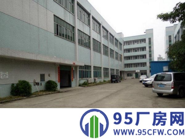 龙岗区横岗189工业区楼上300平米原房东招租，带电梯