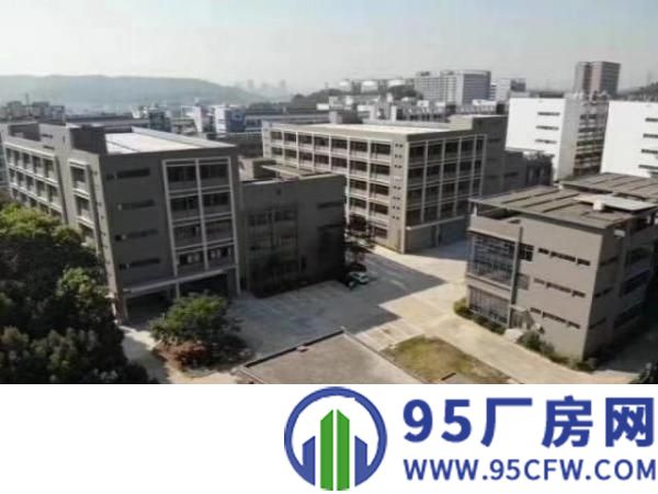 独门独院空地大适合各行各业