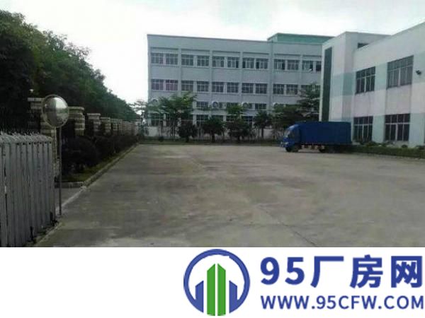布吉吉华工业区标准厂房分租一楼550平方,可做仓库
