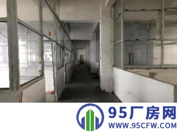 横岗沙荷路二楼眼镜厂带装修1200平厂房出租带办公室卫生间
