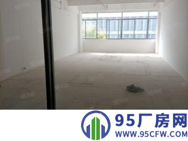 南岭社区8360平方厂房出租，主干道，消防主体验收合格，