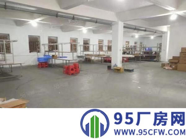 急租，凤岗镇工业园区原房东一楼精装修带办公室800平厂房出租