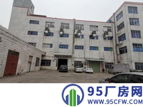 东城原房东无公摊450平方，交通方便位置好招工面积实在