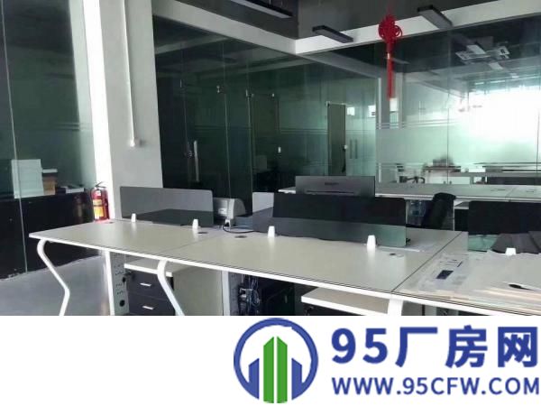 清溪新出标准厂房1080平豪华精装修办公室可做电池可分租