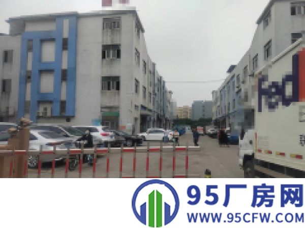 厦边靠近沿江高速附近，新出楼上豪华精修1000平低价厂房出租