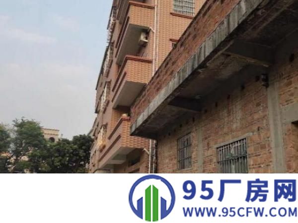 万江大汾村，环境舒适便利前后可停车，可作厂房，仓库用途。