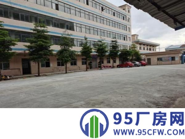 石碣镇涌口村6400方厂房招租可分租800方独立电梯一家用