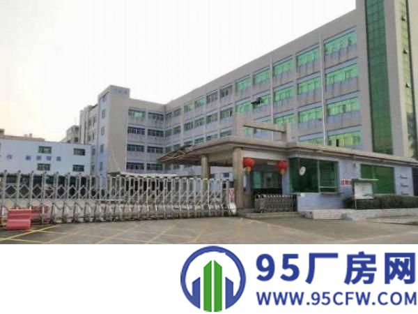 银湖工业区新出三楼无尘车间1500方，豪华装修，无转让费