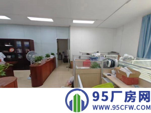 原房东厂房 龙岗南联独院厂房分租一楼1700平方，层高5米，二楼1700平方，现成装修