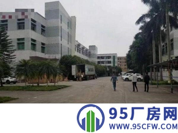 隔坑新出一楼厂房2500平，实际面积