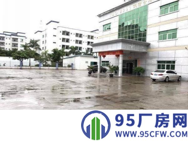 横沥镇新城工业区电子厂分租一楼1500