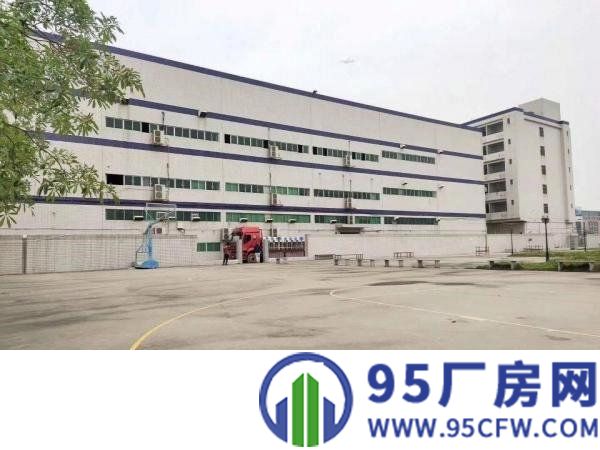长安镇沿江高速路囗大面积原房东厂房9000平