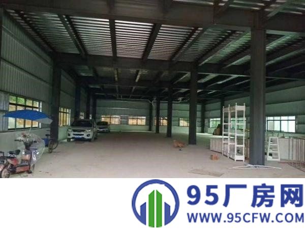 长安新出全新钢构880平厂房出租，靠近山边，接受所有行业